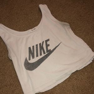 Nike Crop Top